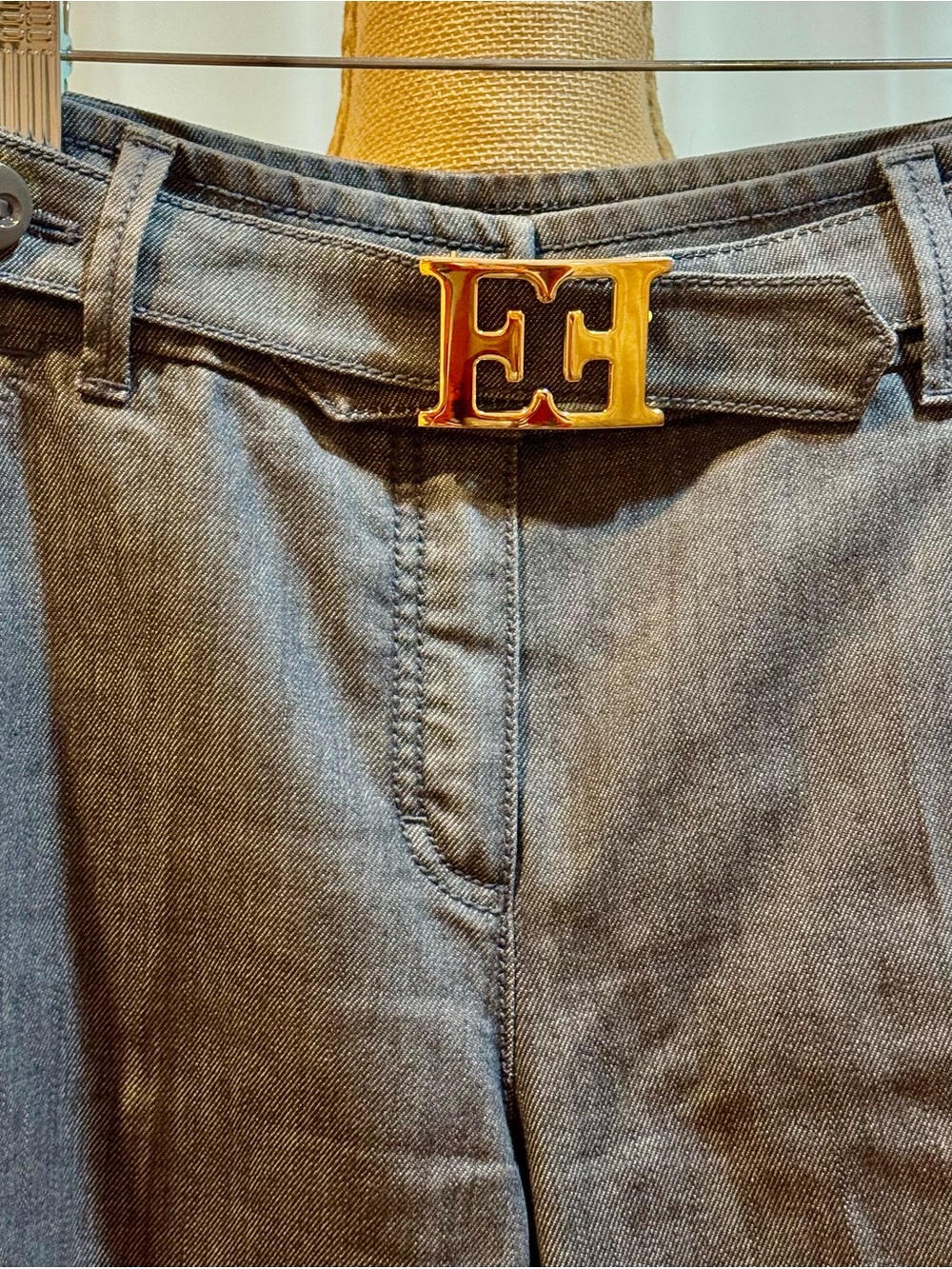 Escada Gray Jeans with Gold Logo Buckle, unique design, mint condition, size 38